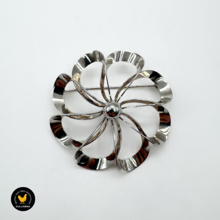 Brosje i sølv - From - DK