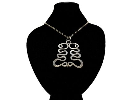 Anheng i Sølv "Curves" - Anna Greta Eker