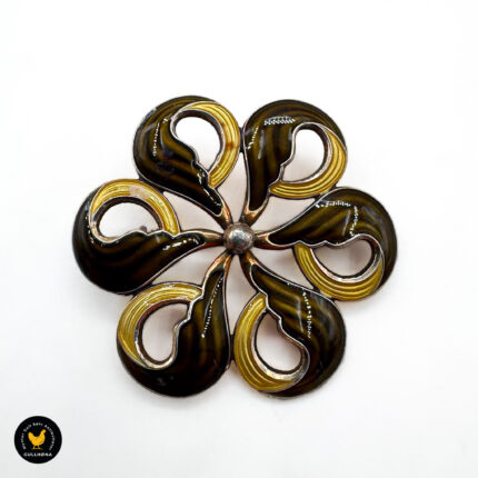 Brosje I Sølv Med Emalje - TYA