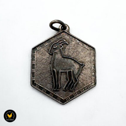 Anheng i sølv, Stjernetegn Steinbukken - D-A