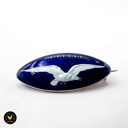 Brosje i sølv med blå og hvit emalje - Måke motiv - N.M