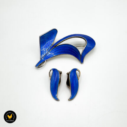 Brosje og øreklips i emaljert sølv