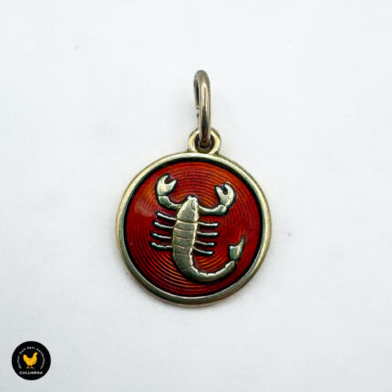 Anheng i forgylt sølv med emalje, Stjernetegn Skorpionen- D-A