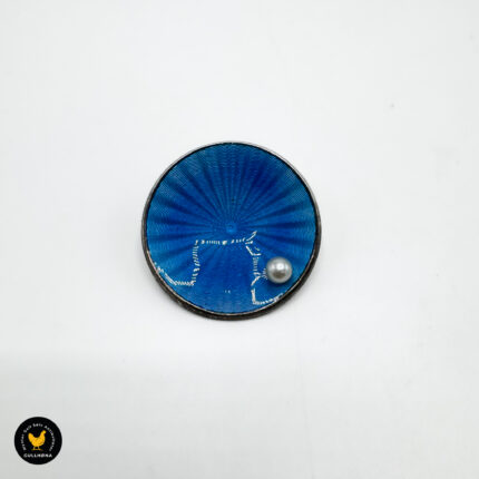 Anheng i sølv med perle og blå emalje - OPRO