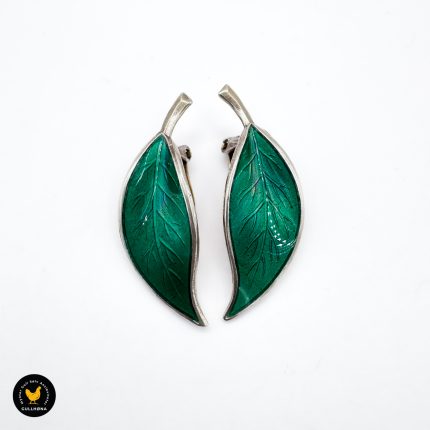 Øreklips med grønn emalje - David-Andersen