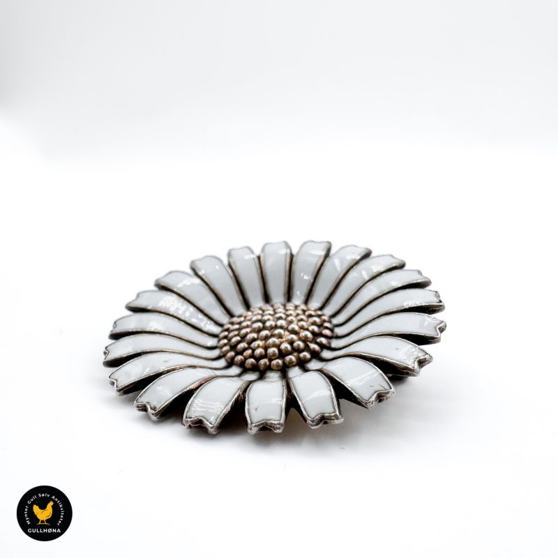 Anton Michelsen Georg Jensen Daisy brosje sølv denmark1